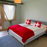木屋 Thun Alps Scenic Views And Concierge By Swisshut