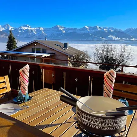 シャレー Thun Alps Scenic Views And Concierge By Swisshut ジーグリスヴィル